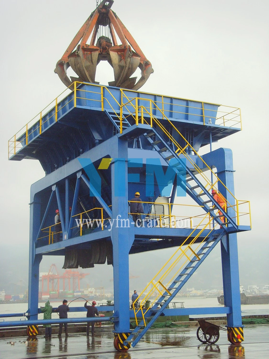 The port hoppers are now in operation at the terminal. The port hoppers are now in operation at the terminal.